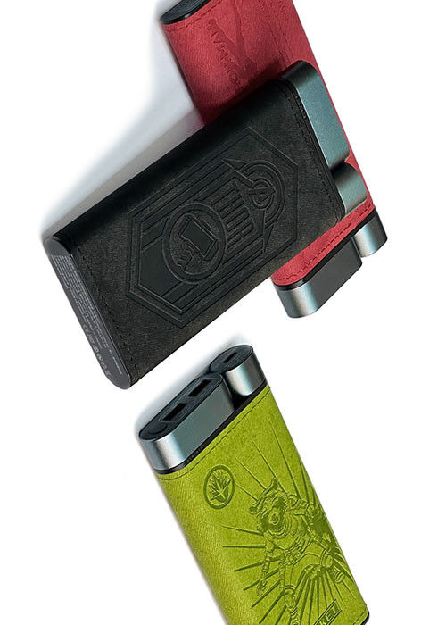 10000mAh PD20W بانک برق فلزی پوسته چرم 2pcs USB-A 1PC پورت های نوع C